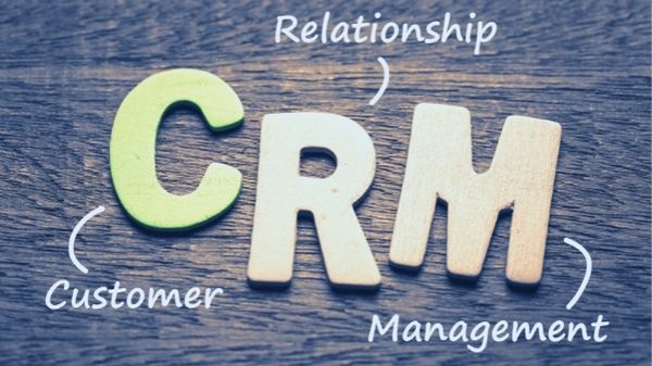 How-to-Exceed-B2B-Customer-Expectations-and-Sell-More-CRM